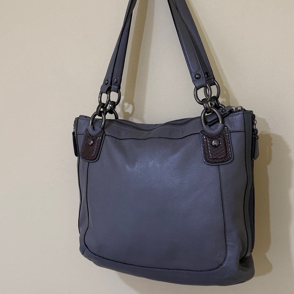 Coach Bag | Coach Shoulder Bag Gray - Silver Hardware Coach Hobo Bag - Picture 3 of 12
